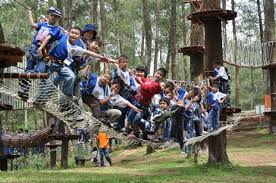 Outbound Trawas